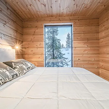 Aurelia On The Mountain By Aavalevi