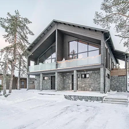 Aurelia, On The Mountain By Aavalevi