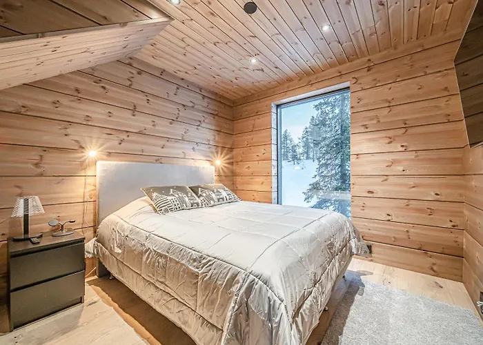 Aurelia, On The Mountain By Aavalevi * Levi